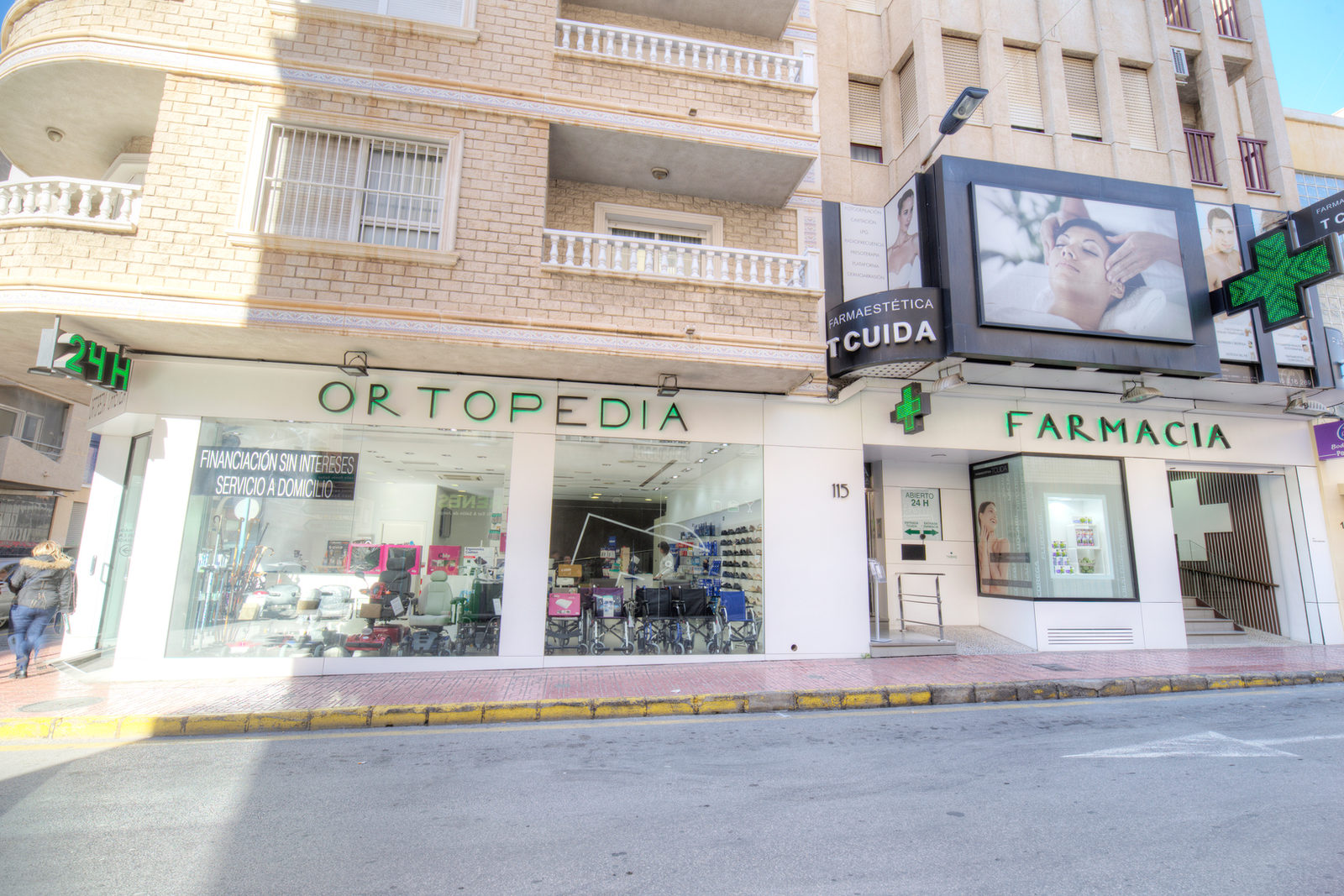 Vista de la fachada desde la calle